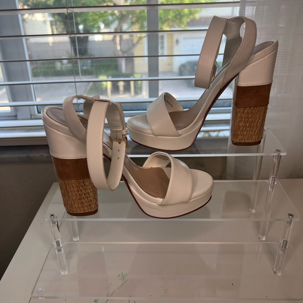 Aldo White and Tan Heeled Sandals with Chunky Block Heel